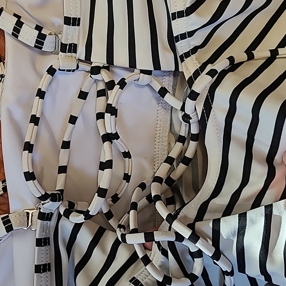 Cocoship high waisted two piece swimsuit - Picture 14 of 16